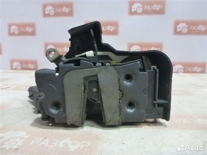 Замок двери задний левый Ford Mondeo BD seba 2009