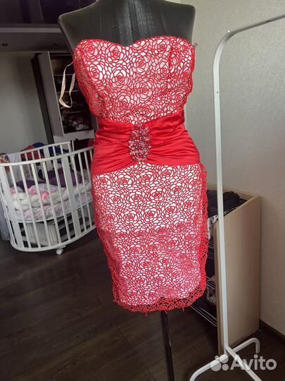 Вечернее платье мини 42 размер