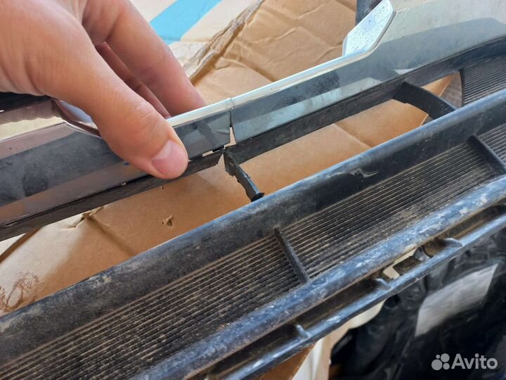 Решетка переднего бампера haval f7x