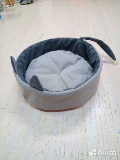 Лежанка для кошек