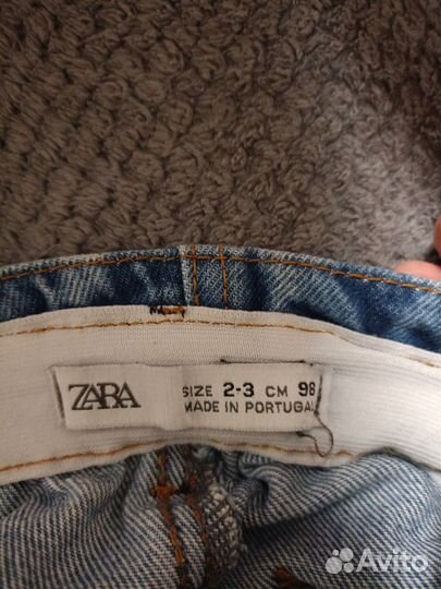 Джинсы zara