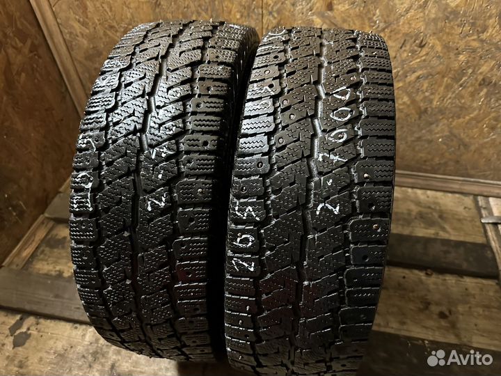 Gislaved Nord Frost Van 205/65 R15C 104R