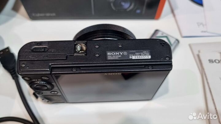Sony Cyber-shotDSC-RX100M5