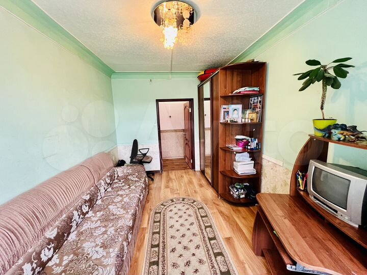 Комната 28,5 м² в 5-к., 3/3 эт.