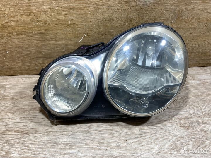 Фара передняя левая VW Polo 4 дорест 142266