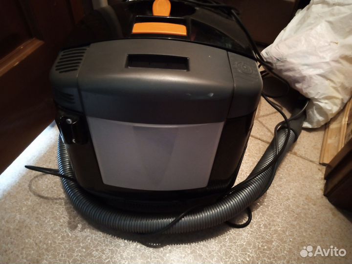 Моющий пылесос tomas