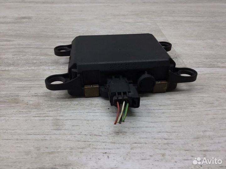 Блок управления Peugeot 5008 универсал DV6C 2011