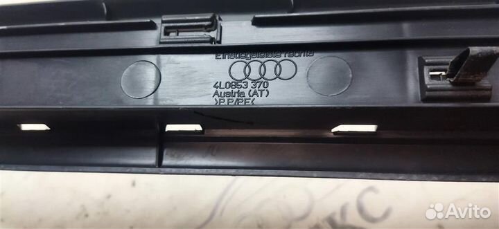 Накладка порога (внутренняя) Audi Q7 2005