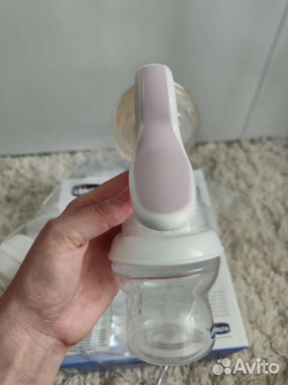 Молокоотсос ручной chicco