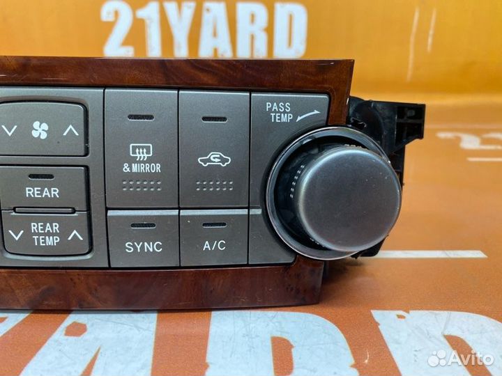 Блок управления климатической установкой Toyota Highlander