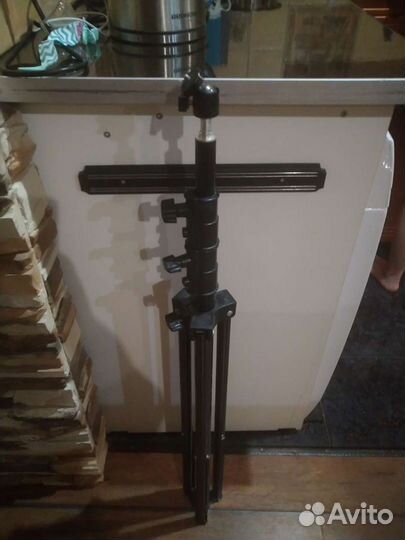 Штатив тренога