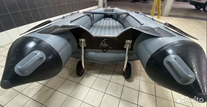 Лодка пвх Адмирал 330 CF нднд