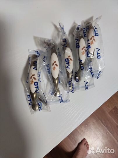 Ручка мебельная с керамической вставкой 96 мм gtv