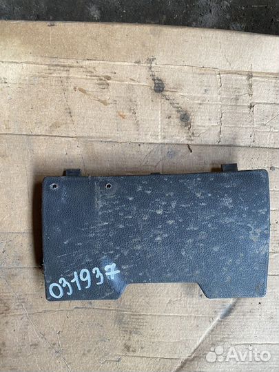 Крышка блока предохранителей салона Daewoo Nexia 1