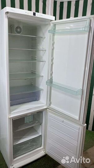 Холодильник liebherr белый