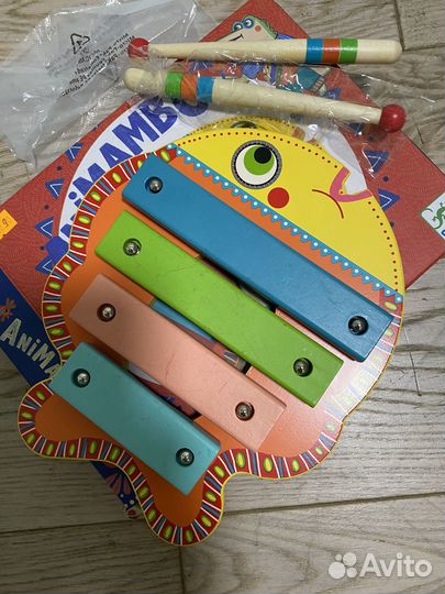 Магниты и ксилофон djeco, мозаика, книги, игрушки