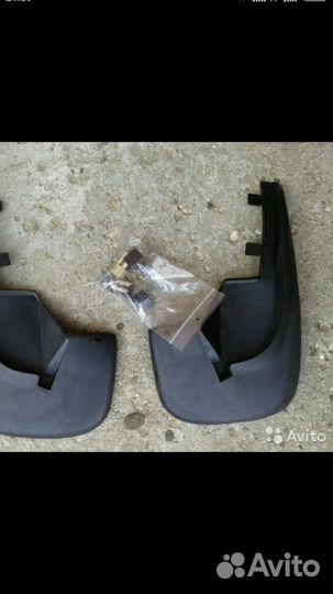 Шкода фелиция. брызговики передние