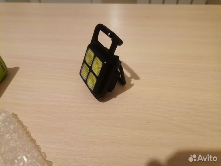 Фонарик карманный