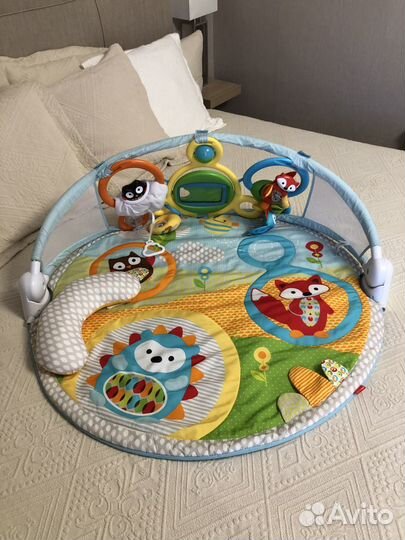 Развивающий коврик Skip Hop