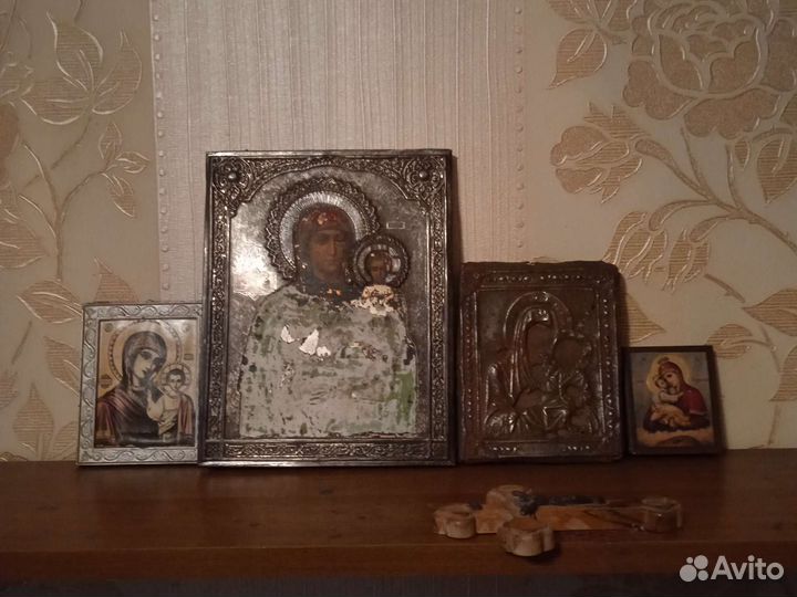 Иконы старинные, оклады /2/посеребрены, 29 в избр