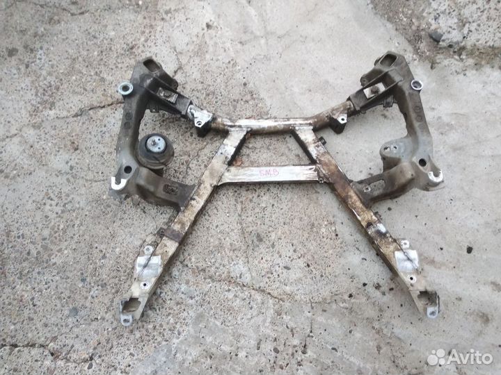 Передний подрамник бмв Е39