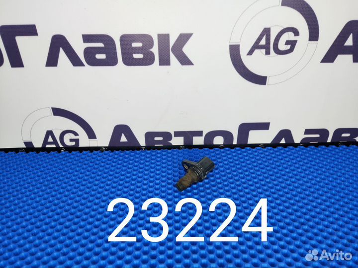 Датчик положения коленвала Nissan X-Trail