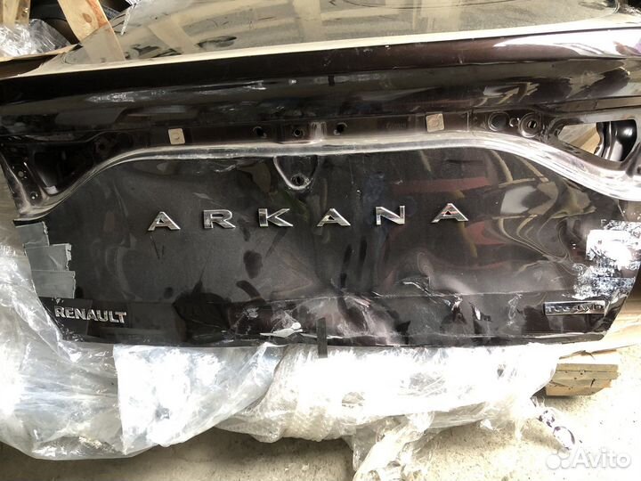 Крышка багажника со стеклом Renault Arkana