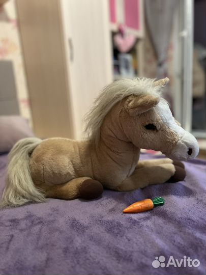 Интерактивная лошадь Карамелька