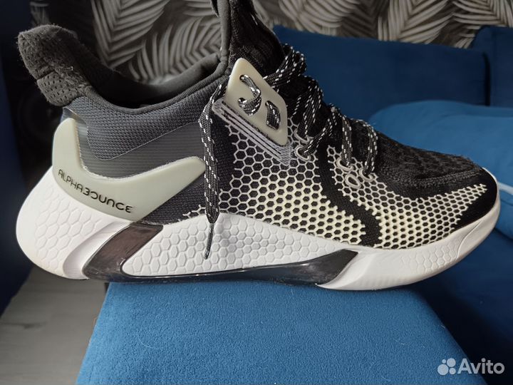 Кроссовки мужские адидас