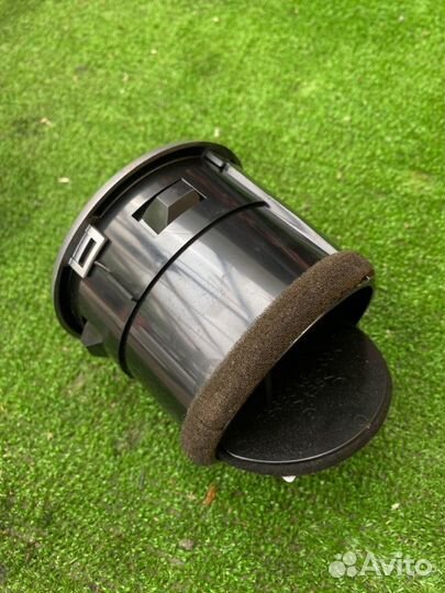 Решетка вентиляционная, дуйка правая Suzuki Grand