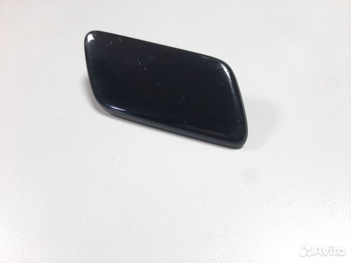 Крышка омывателя фар правая Land Cruiser 200 12-15