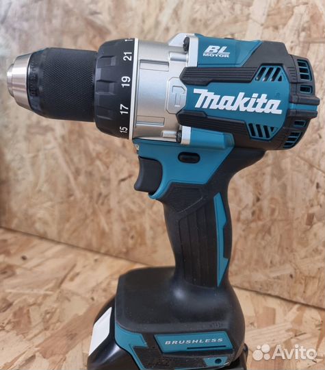 Ударная дрель-шуруповерт Makita DHP489Z