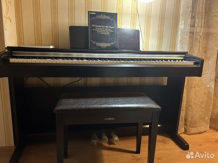 Цифровое пианино yamaha UDP-142r