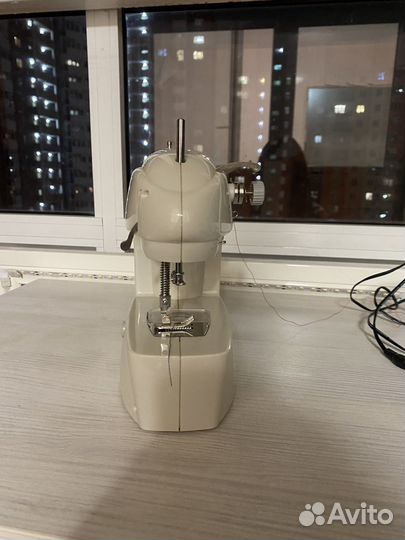 Швейная машина