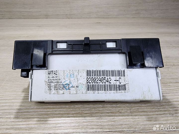 Дисплей информационный Renault Megan II