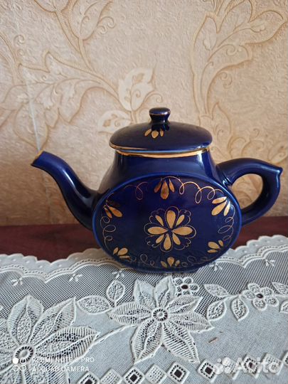 Чайники заварочные и чайно кофейный сервиз Рига