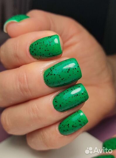 Маникюр+шеллак+укрепление+снятие 1400