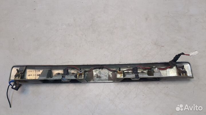 Подсветка номера Nissan X-Trail (T30), 2004