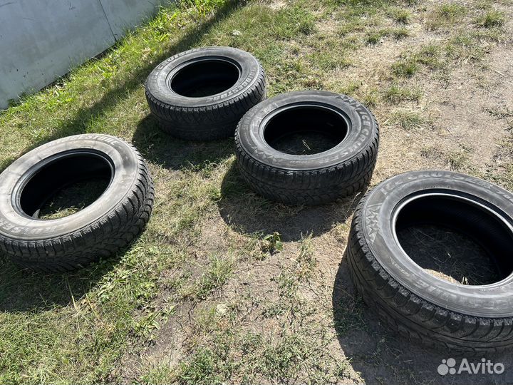 Bridgestone Ice Cruiser 5000 265/65 R17