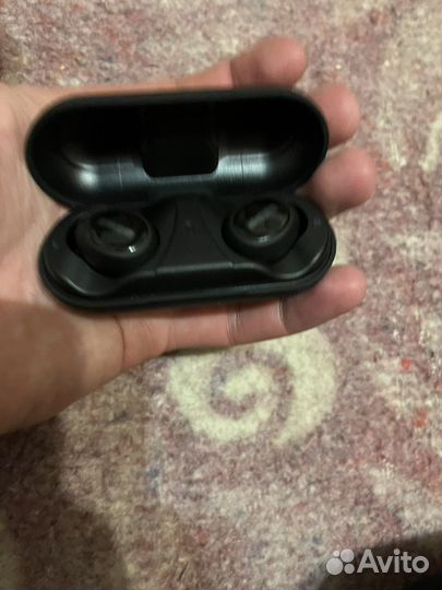 Беспроводные наушники