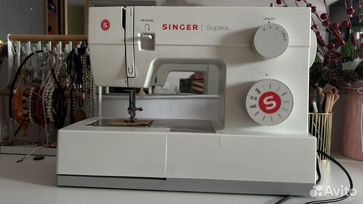 Швейная машина Singer 5511