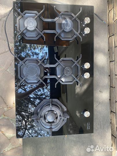 Газовая плита на 5 комфорок Krona