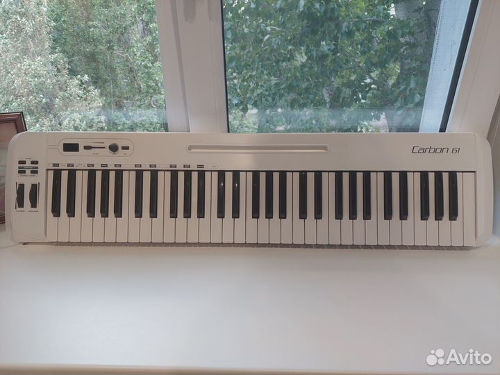 Samson carbon 61 midi-клавиатура