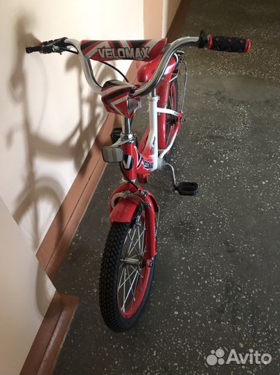 Детский трехколесный велосипед