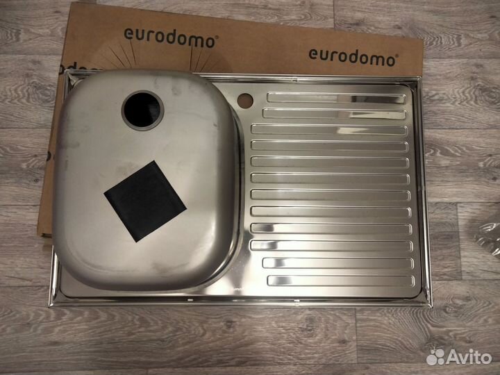 Мойка для кухни, врезная, новая, правая