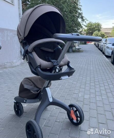 Продам детскую коляску 2в1