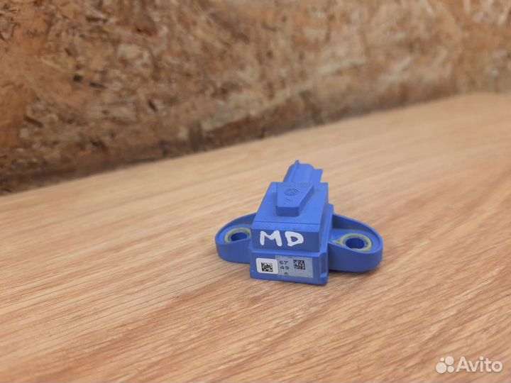 Датчик удара Volkswagen Golf V