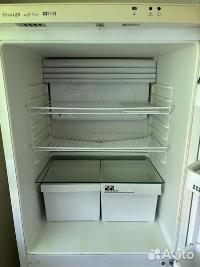 Холодильник Snaige