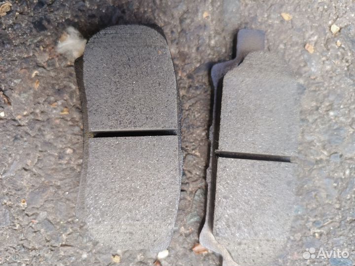 Тормозные колодки задние