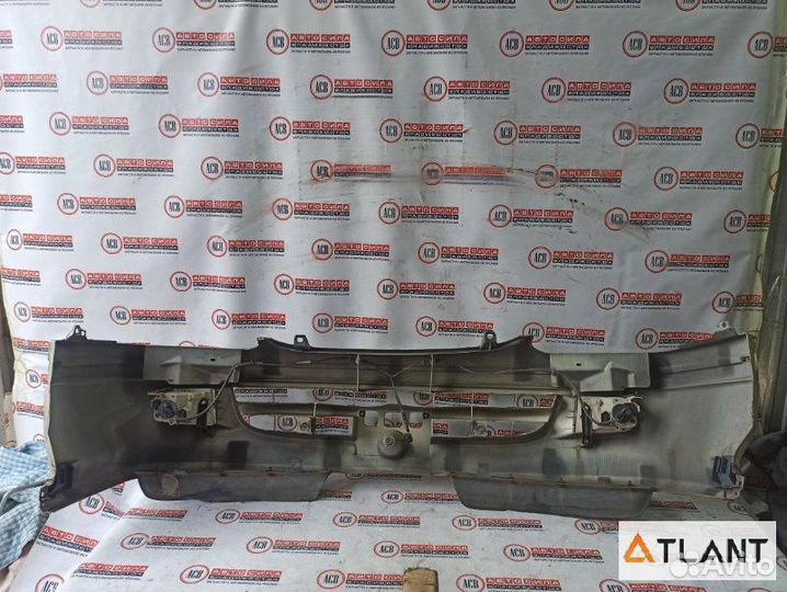 Бампер передний toyota hiace